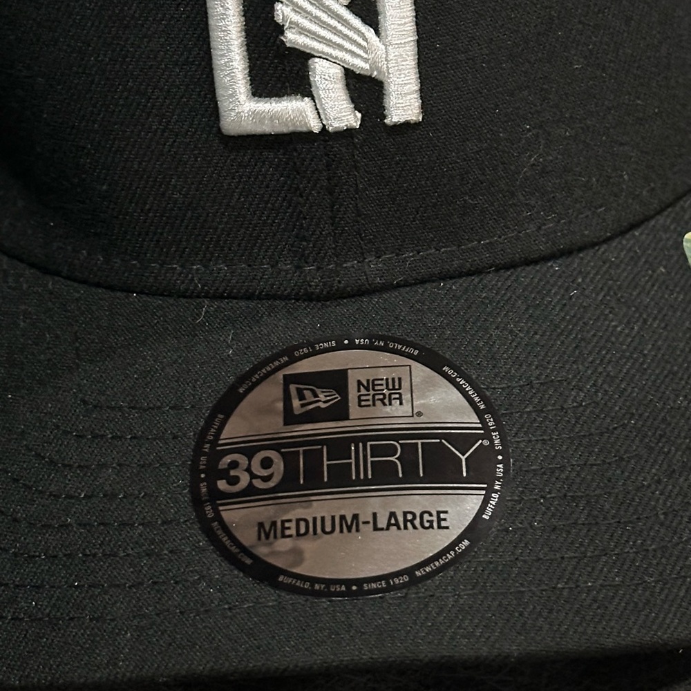 New Era Los Angeles FC '22 39Thirty Pride Stretch Hat M/L - Picture 2 of 5